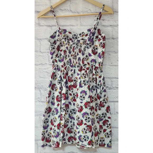 Hell Bunny Sugar Skulls Pin Up Sundress Women's Small Pockets White Rockabilly - Picture 2 of 6